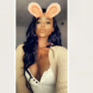 Meet your Posher, Dyllis